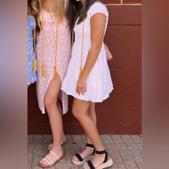 Hollister White Mini Dress - Picture 4 of 4